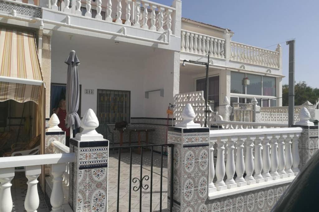 Bungalov U Ruzove Laguny ตอร์เรเวียคา ภายนอก รูปภาพ